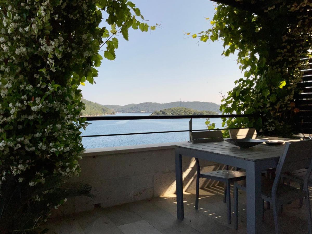 Villa Iva Lastovo Uble Buitenkant foto