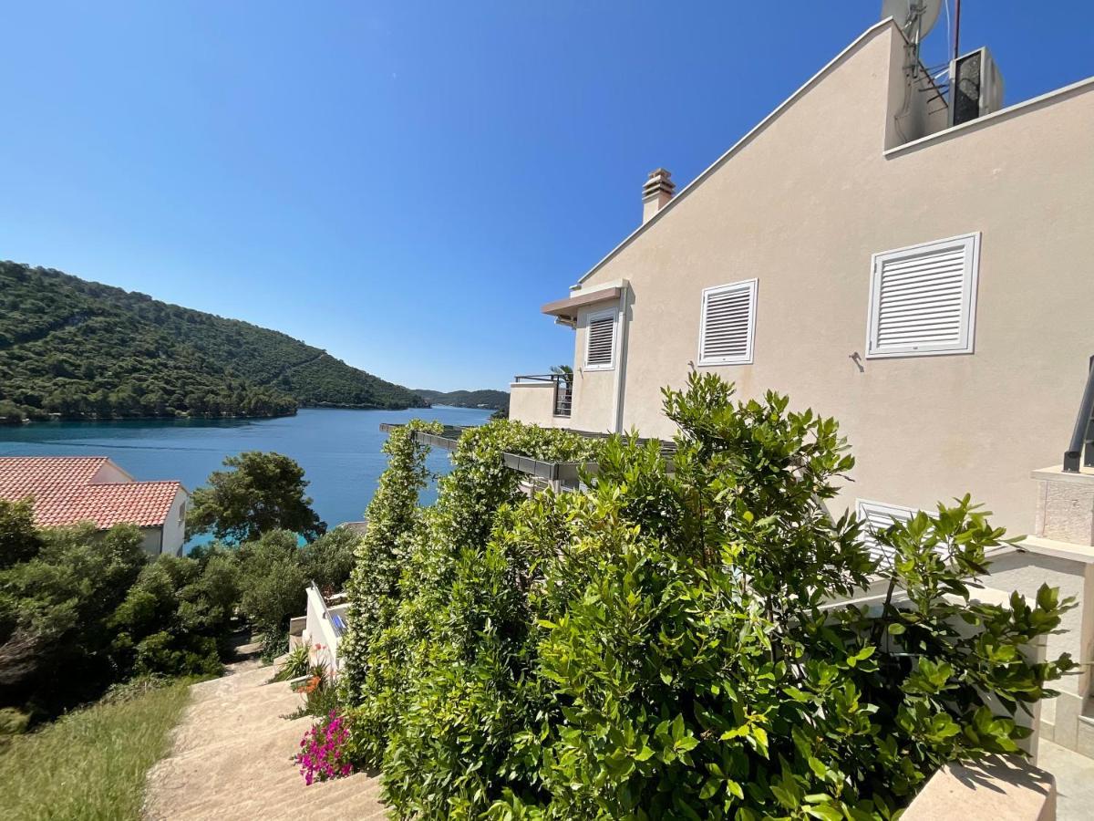 Villa Iva Lastovo Uble Buitenkant foto