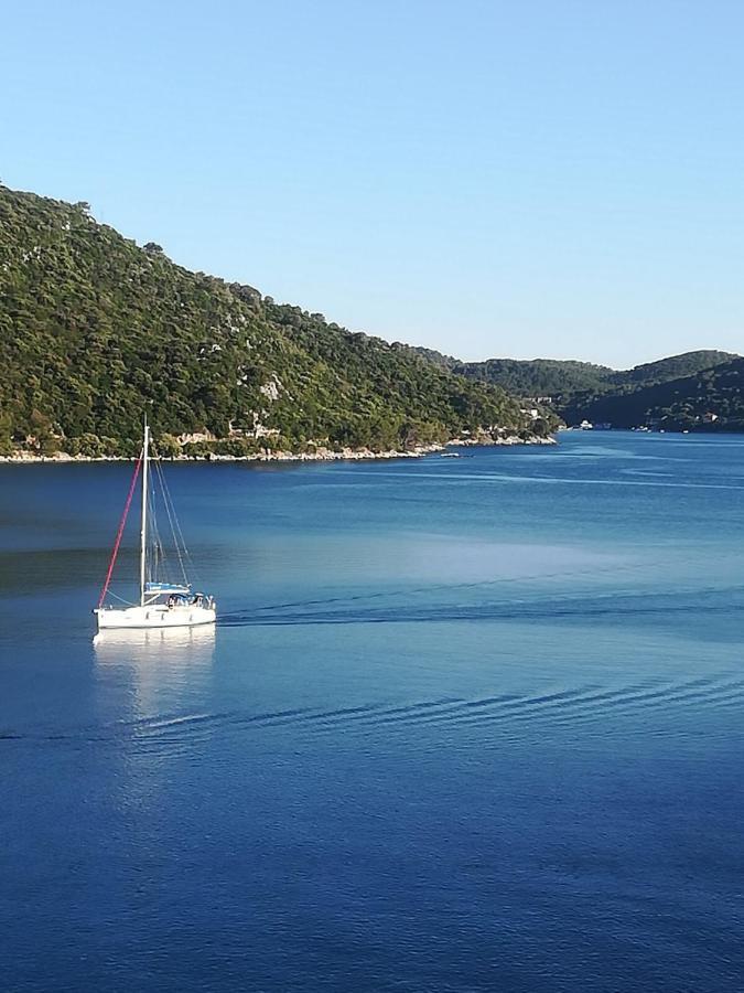 Villa Iva Lastovo Uble Buitenkant foto